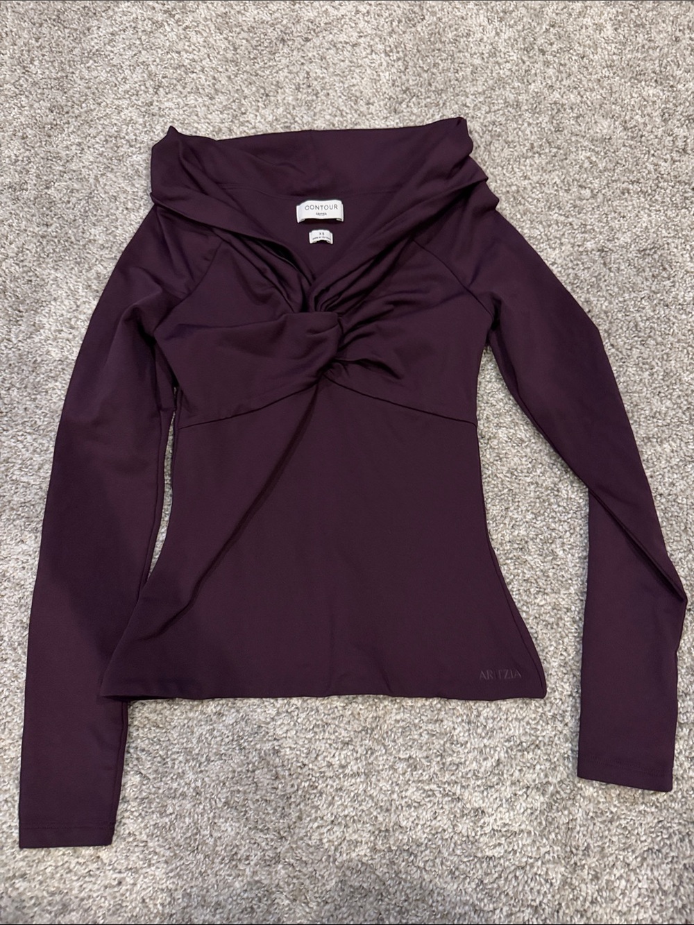 Aritzia Babaton Contour Long Sleeve